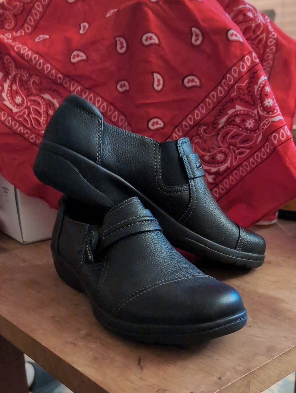 Clarks Black Leather Slip-On Comfort Loafers